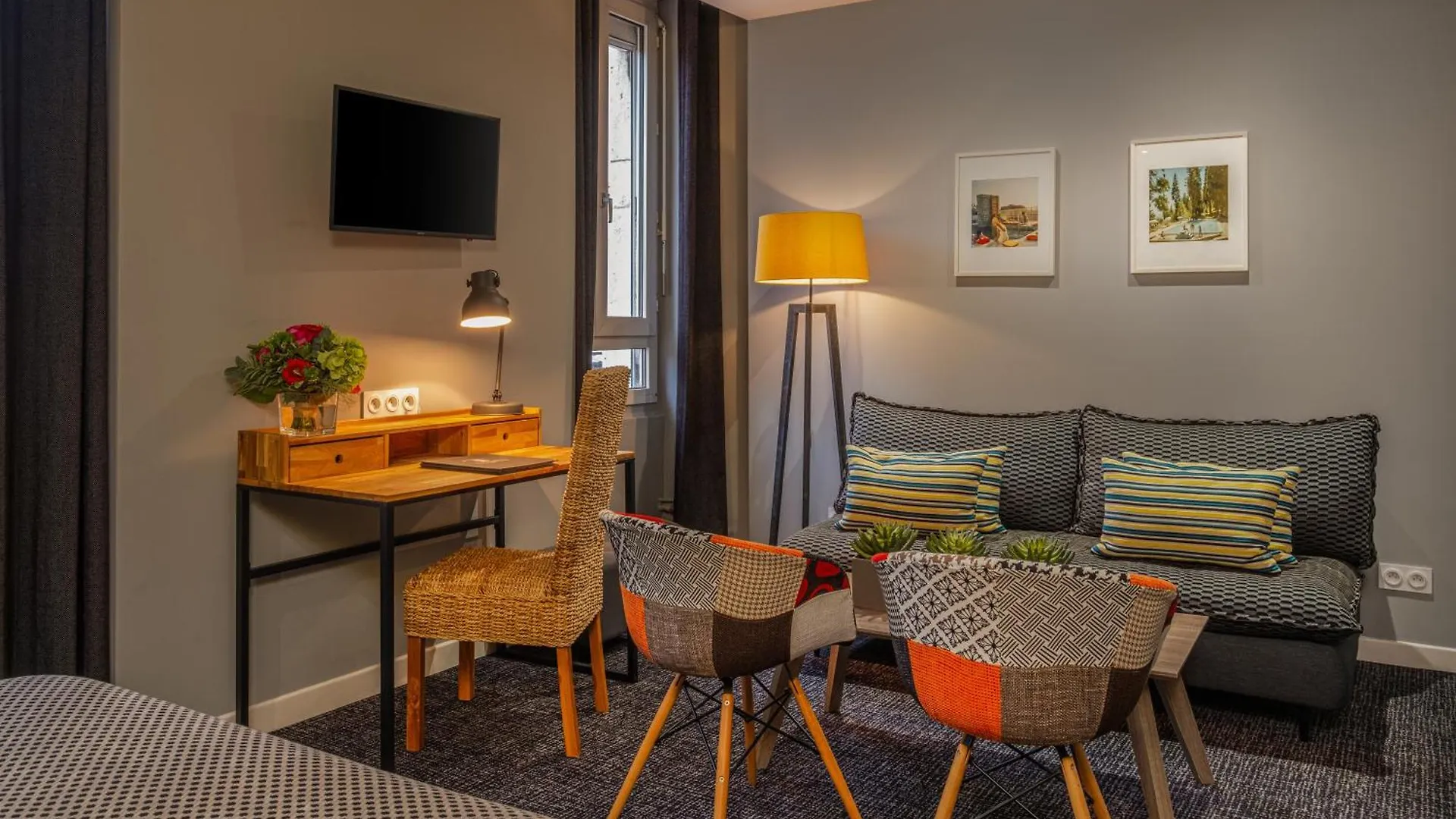 Le Nouvel Hôtel Oyonnax 3*,